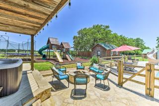 2 Home Retreat on 29 Acres Sunset Ranch - 7