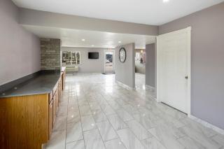 Super 8 by Wyndham Phoenix West - Phoenix - 2