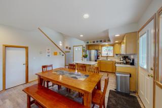 Abode at the Beach MCA 104 - Manzanita - 5