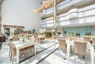 Lux Tychi Hotel - 1