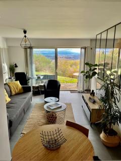 Chez Isa, loft 55m2, jardin, vue, parking, entrée autonome - 0