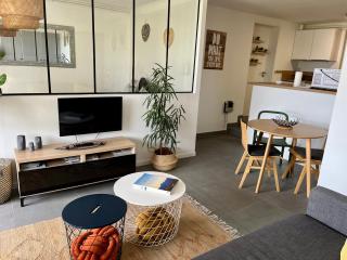 Chez Isa, loft 55m2, jardin, vue, parking, entrée autonome - Ceyrat - 8