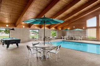 AmericInn by Wyndham Sauk Centre - Sauk Centre - 1