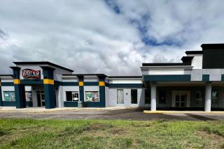 Travelodge by Wyndham Regina - 1