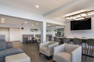 MainStay Suites Clarion, PA near I-80 - Clarion - 5