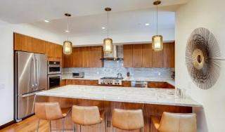 Vail Lion 3 Bedroom Mountain Vacation Rental Just Steps From The Eagle Bahn Gondola - Vail - 3