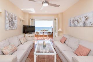 Bhost - The King - Fuengirola - 9