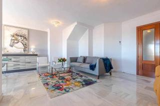 797 Holiday Rentals -Lujoso Atico duplex en el centro de Benalmadena - 5