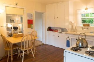 Orange House Apartment - Rockport - 5