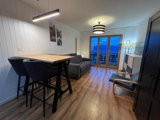 Cosy studio for 4 near ski lift, MELEZES K22 - Veysonnaz - 8