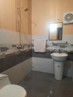 Royal Fort Executive Hotel Gulberg - 2