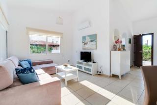 Bungalow Mikaella by Ezoria Villas - Coral Bay - 3