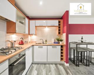 Beautiful 2 Bedroom Seviced Apt in Aylesbury By Sambridge Stays Short Lets & Serviced Accommodation - Aylesbury - 3
