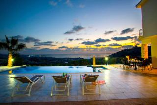 Villa Blue Jadeite - Kissonerga - 5