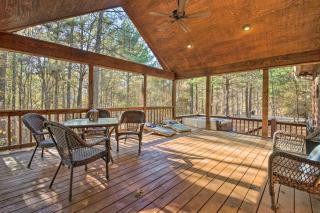 Broken Bow Cabin with Hot Tub about 6 Mi to Lake! - Broken Bow - 8