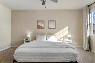High End Midtown Home With Fireplace And Ensuite Baths - Reno - 3