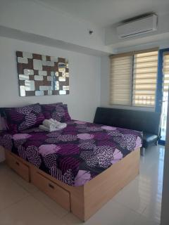 Sea res Mall of Asia 2bedroom by Elsie D - 9