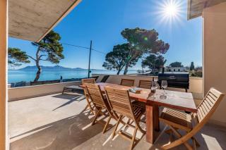 Modern Beachfront Puerto Pollensa House Located Directly In Front Of Beach Private Pool Villa Mar I Pins Mallorca - Port de Pollença - 4