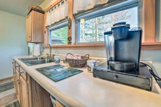 Secluded Lost Lake Cottage with Spacious Loft! - 1