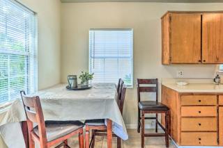 Kingsburg Home with Patio about 22 Mi to Fresno! - 2