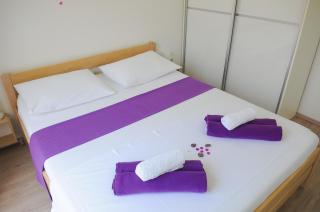 Holiday Apartments & Rooms - 8