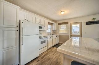 Lakeview Mecosta Cottage with Grill and Fire Pit - Mecosta - 3