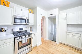 South Bend Home Less Than 1 Mi to Notre Dame! - 3