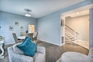 Bright Norfolk Home with Deck Less Than 3 Mi to Town! - Norfolk - 6
