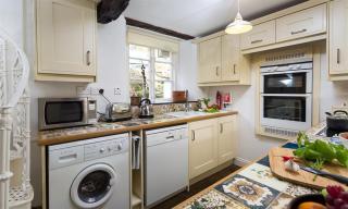 Camellia Cottage - 3