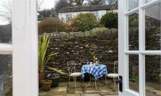 Camellia Cottage - 2