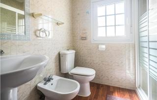 Lovely Home In Chiclana De La Fronter - 8