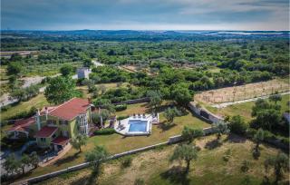 Nice Home In Galizana - 5