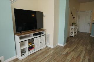 NEW! Lakefront Views- Encantada Resort Townhouse - Kissimmee - 1