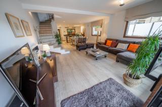 Residencial Bella Donna Lux House, Jacuzzi y piscina privada - Lloret de Mar - 1