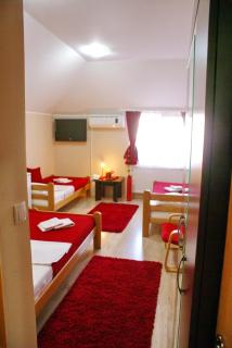 Guest House Villa Mir - 9