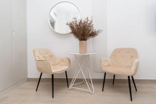 Nice Studio in JVC - Pool & Gym - 3