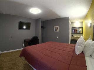 Cozy Rest Motel - Des Moines - 5