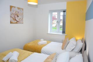 Erasmus House - 3 Bedrooms - City Centre, Netflix, WIFI, Free Private Parking - Derby - 8