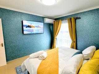 Pristine King Size Bed Apartment In Secure Complex - Durban - 7