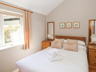 Courtyard Cottage - 6