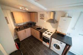 2 Bed Sleeps 4 Central Haverfordwest Town House - Pembrokeshire - 6