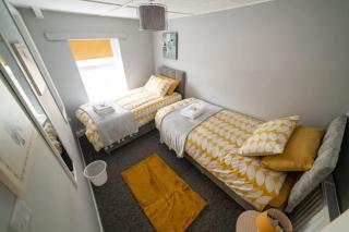 2 Bed Sleeps 4 Central Haverfordwest Town House - Pembrokeshire - 5