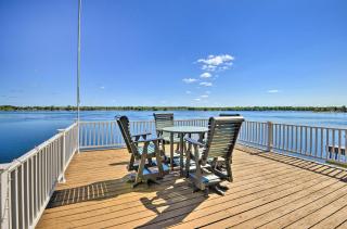 Waterfront Wellesley Island Getaway with Deck! - - 9
