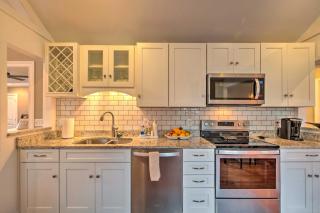 Luxe Lyndon Home Less Than 11 Mi to Dtwn Louisville! - 3