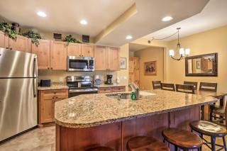 Walk to Lifts Condo with Copper Mtn Views in Frisco - 1