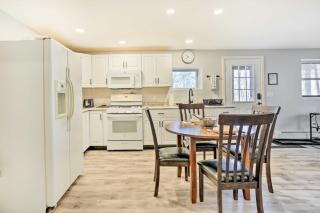 Charming Beacon Apt with Fire Pit Near Hiking! - 2