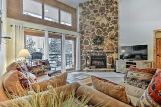 All-Season Resort Condo 5 Mi to Dillon Reservoir - 0