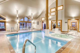 Cozy Modern Comfort - Killington - 8
