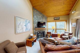 Cozy Modern Comfort - Killington - 7