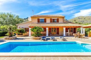 Charming villa close to Puerto Pollensa by Renthousing - 2